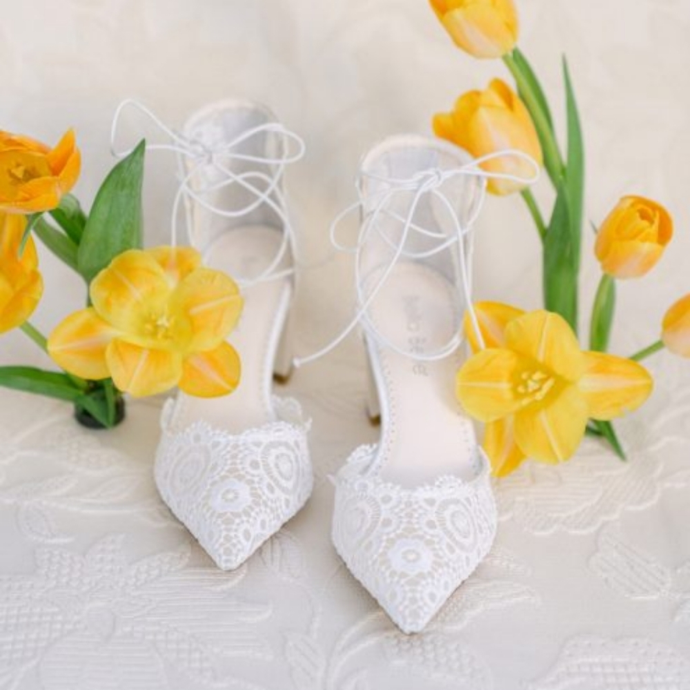 Elegant White Lace Heels